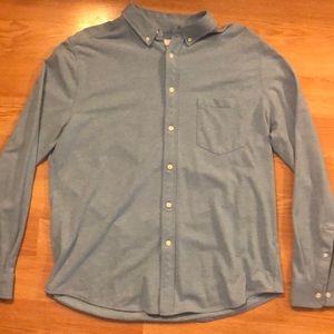 Long sleeve cotton/polyester button down shirt